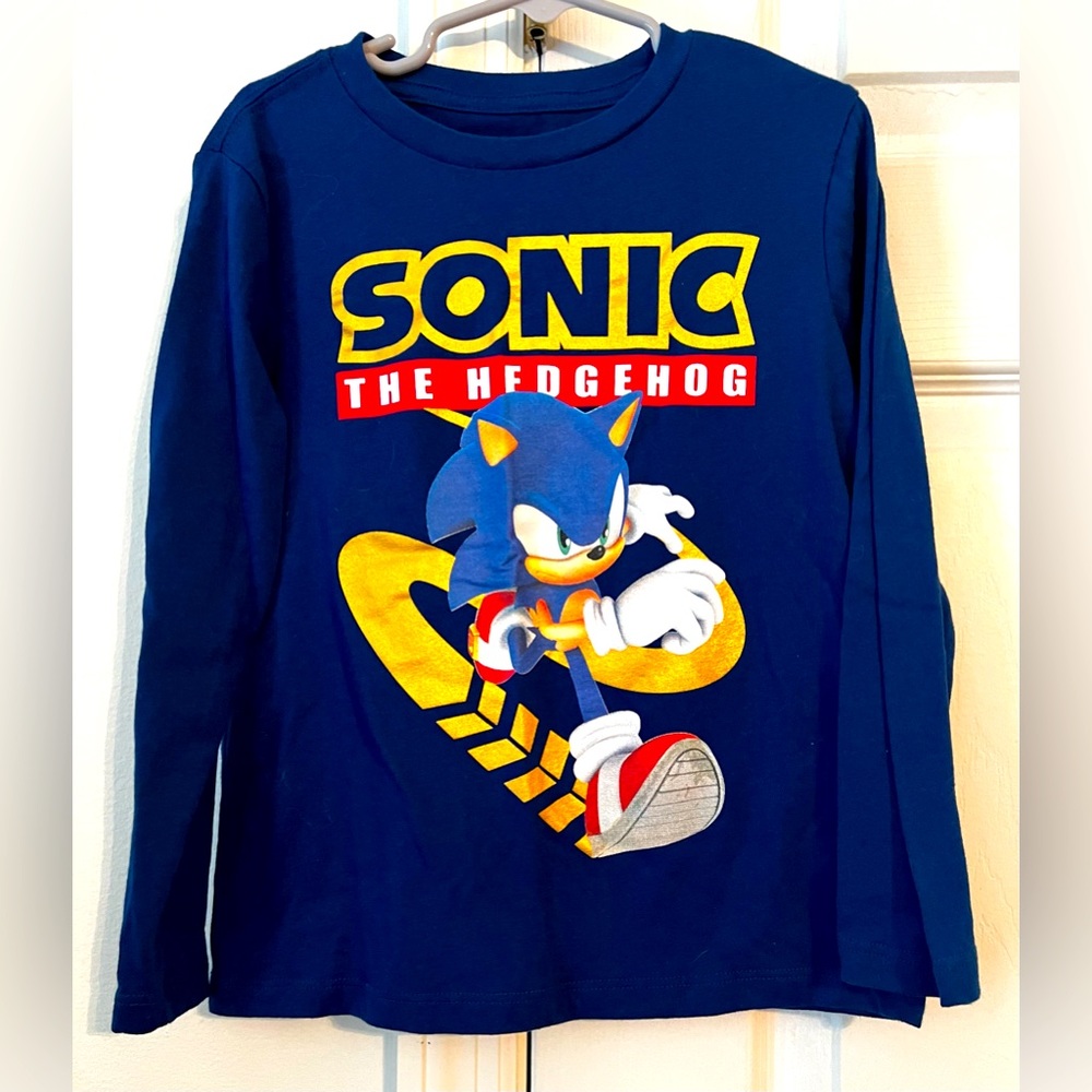 SOLD-Sonic the Hedgehog Sega T-Shirt size S 6-7
